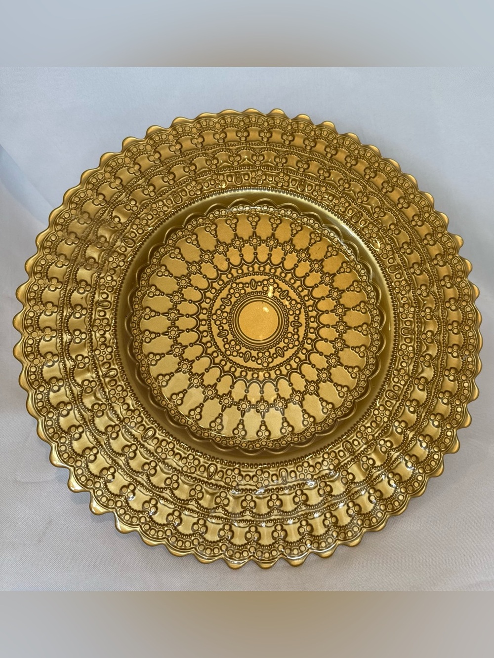 Gold Decorative Charger Plate - Elegant Home Dining Accent